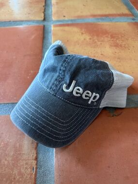 Jeep Logo Cap in Black and White Mesh
